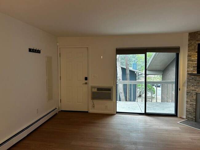 Foto del edificio - North Boulder Top Floor Condo