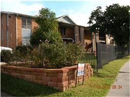 Building Photo - 3631 N Macgregor Way