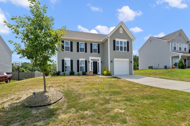 Foto del edificio - 230 Rosewood Ln