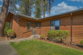 Building Photo - 1130 E Timber Ln