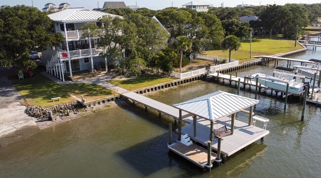 Foto del edificio - Seasonal Rental: Total Relaxation with Sou...