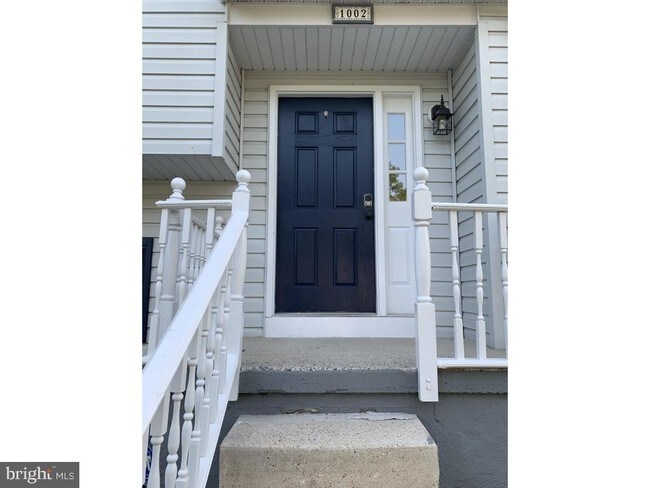 Foto del edificio - 1002 Nicholas Way