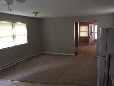 Building Photo - 204 W 2nd St