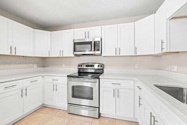 Foto del edificio - 1542 N Lawnwood Cir