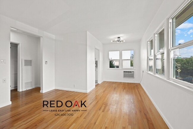 Foto del edificio - 2245 Merton Ave