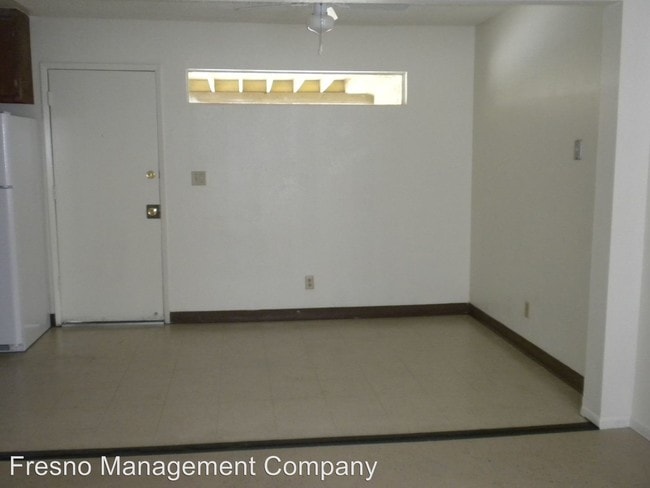 Building Photo - 803 S Demaree St