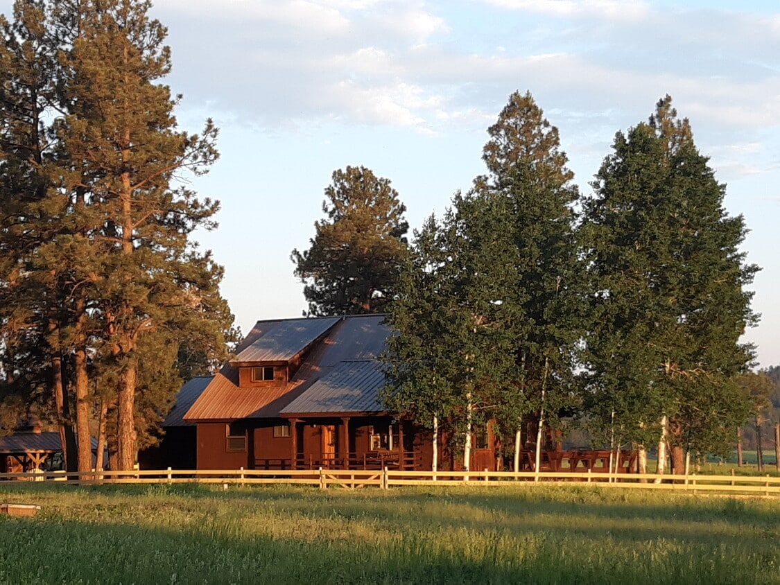 Primary Photo - 4070 Co Rd 200
