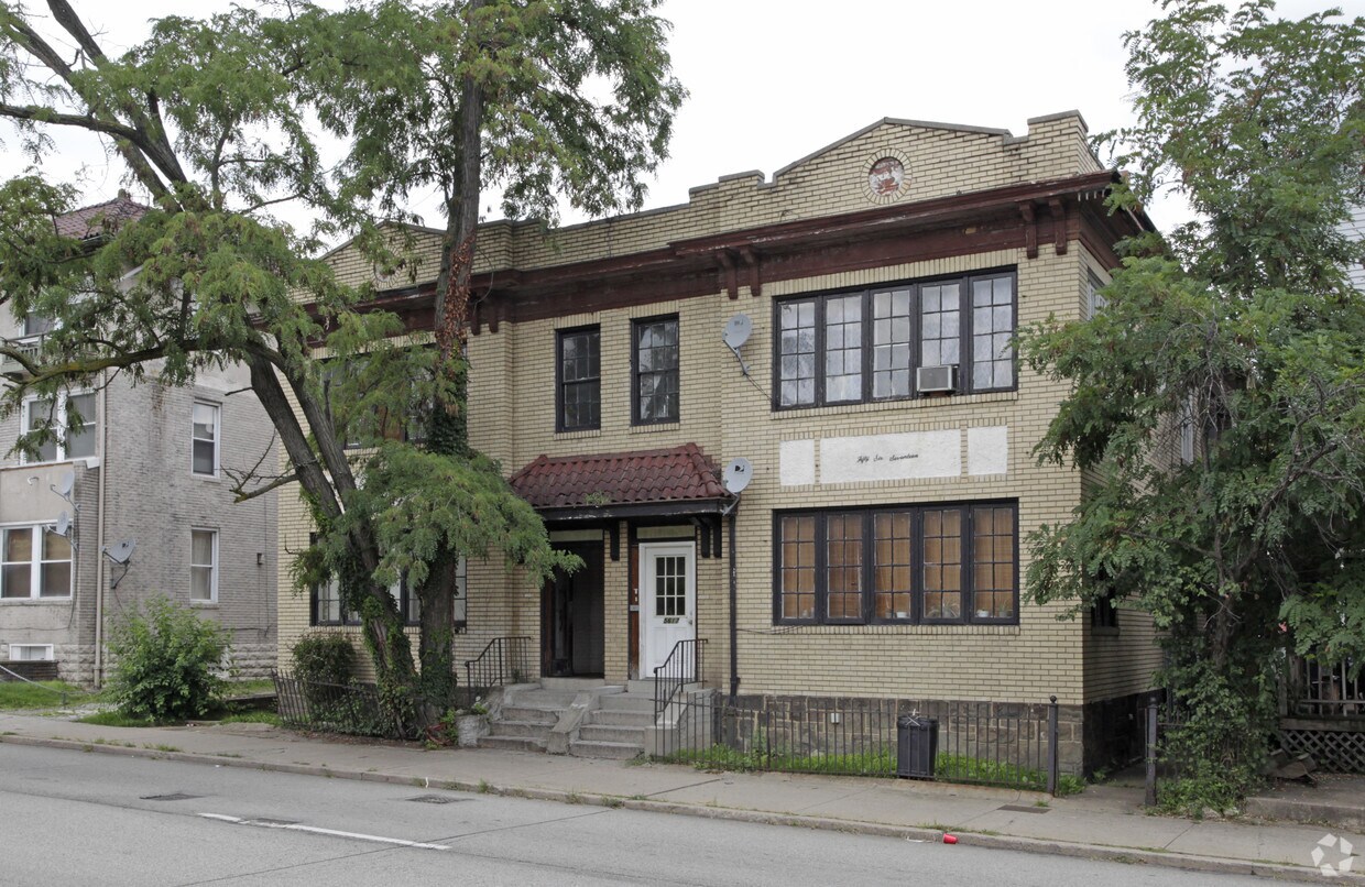 Foto del edificio - 5615 E Liberty Blvd