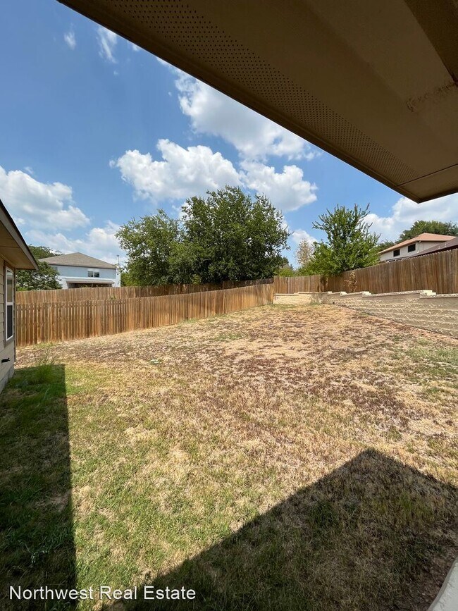 Building Photo - 5 br, 2.5 bath House - 6218 Tadpole Bluff