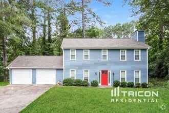 Building Photo - 267 Sharney Ln NE