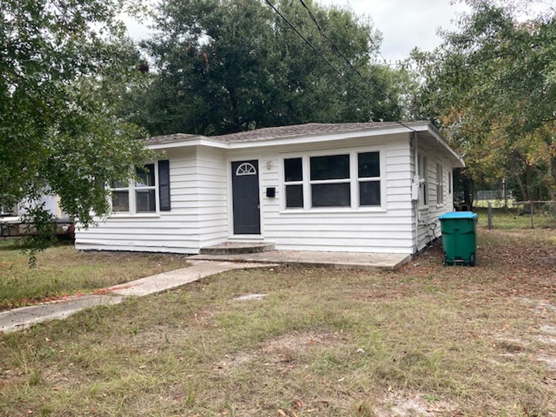 Primary Photo - Gulfport 2 Bedroom