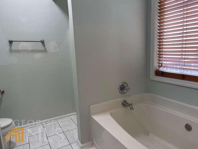 Foto del edificio - 4426 High Gate Dr NW