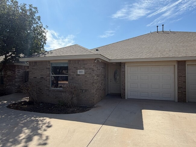 Building Photo - 5105 Graceland Dr