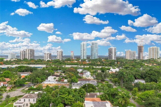 Foto del edificio - 2021 SW 3rd Ave