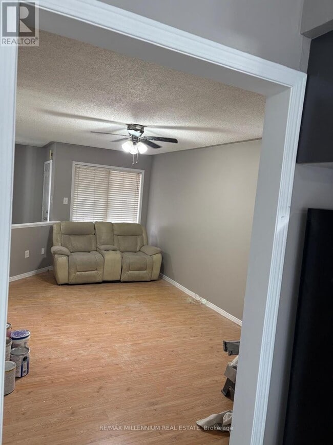 Building Photo - 29 Needlewood Ln
