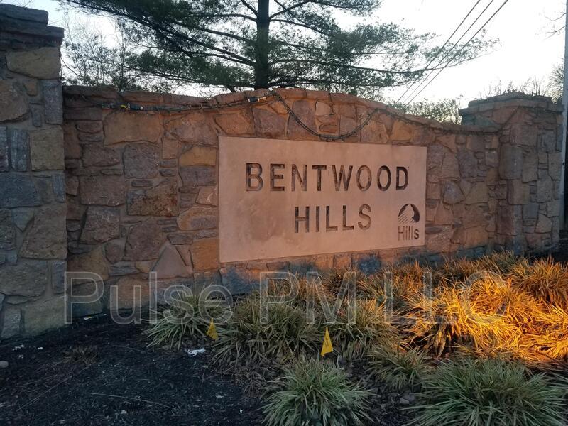 440 Lakeview Dr Unit 11, Newport, KY 41071 Condo for Rent in Newport