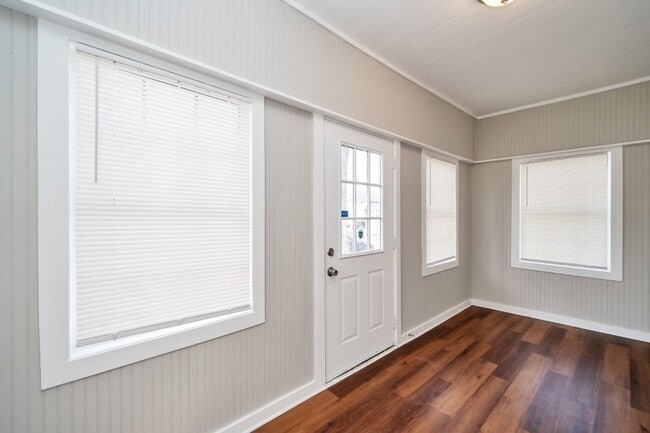 Building Photo - Fully Renovated 3BR/2BA Home in Pell City ...