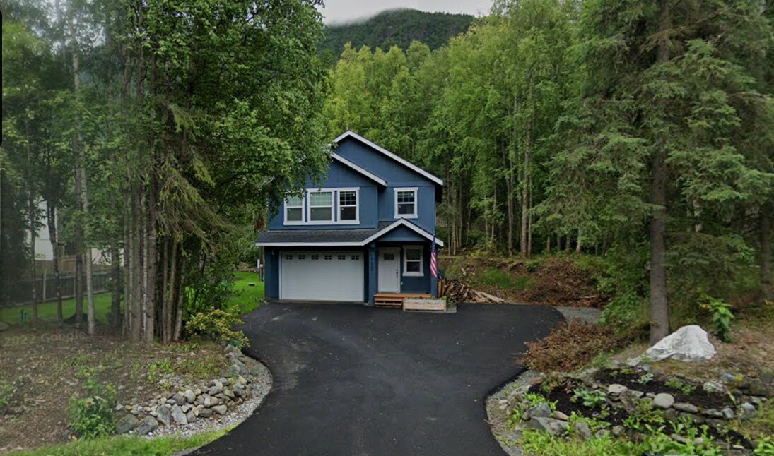 Primary Photo - 21049 Sparkle Dr