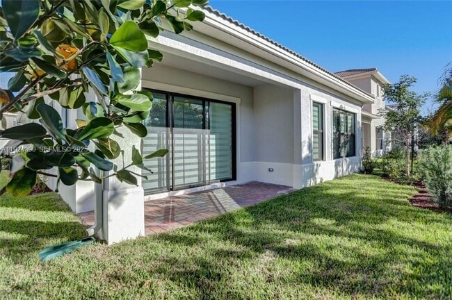 Foto del edificio - Northwest 39th Court, Coral Springs, FL 33065 - 3 BR 3 BA single-family home