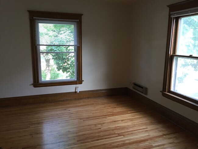 Living room - 2939 Girard Ave N