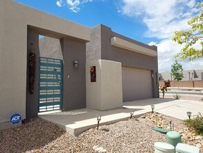Building Photo - 1200 Tierra Verde Loop