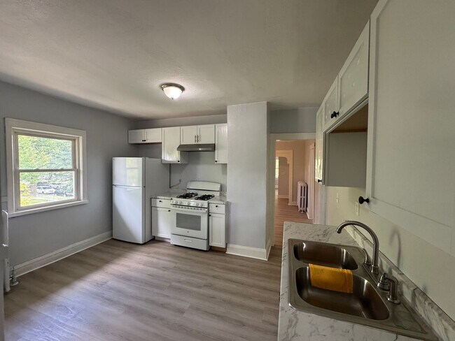 Foto del edificio - 1429-1431 Knox Ave N