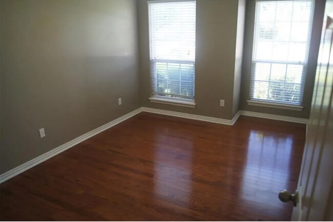 Foto del edificio - 4005 SW Carriageway Ave