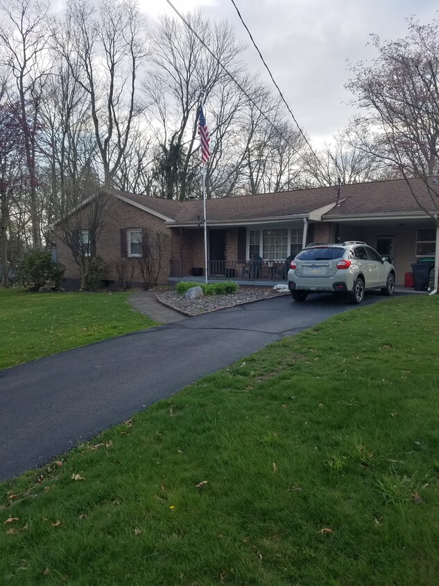 Front - 295 Wood Dr
