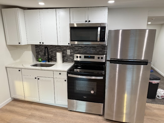 Foto del edificio - 205 N Furnace St