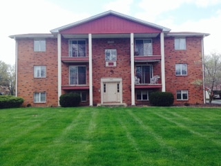 Two Bedroom with balcony - 6486 Diana Dr