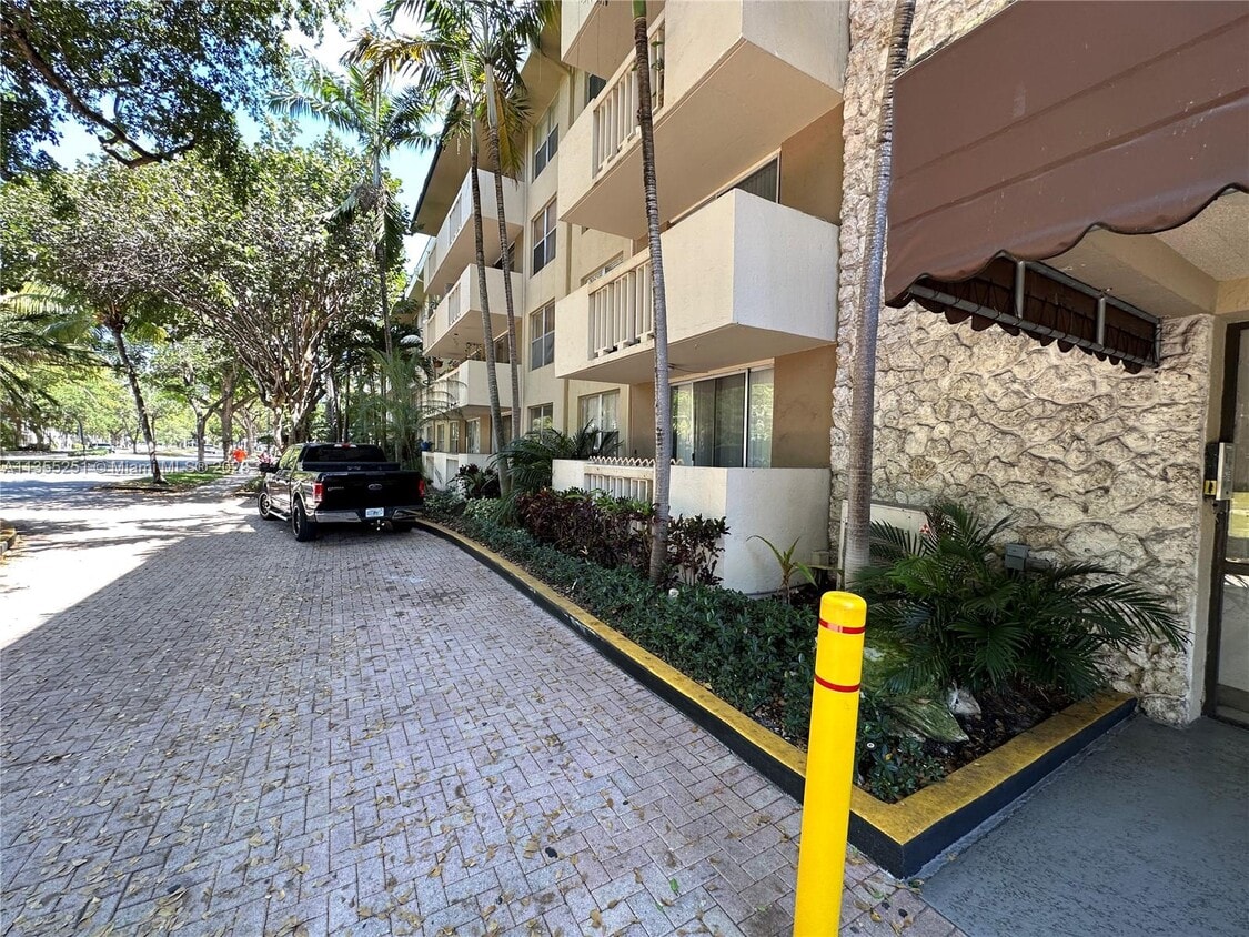 1800 Sans Souci Blvd Unit 221, North Miami, FL 33181 Condo for Rent