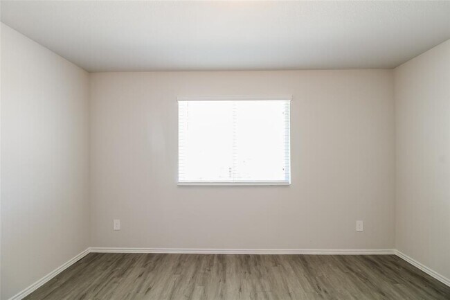 Foto del edificio - 2433 Bull Trout Drive