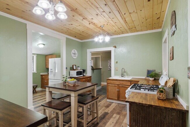 Foto del edificio - Serene Felton Retreat – Spacious Home Nest...