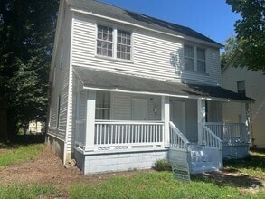 Building Photo - 110 Huger St