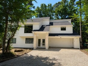 Building Photo - 26 Lazy Ln
