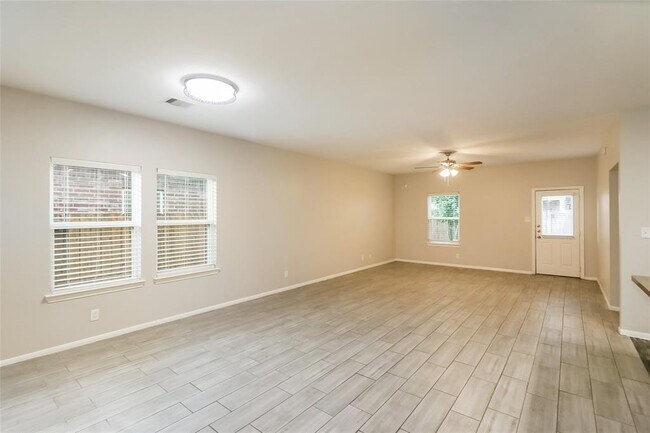 Foto del edificio - 18306 Tuscana Shores Dr