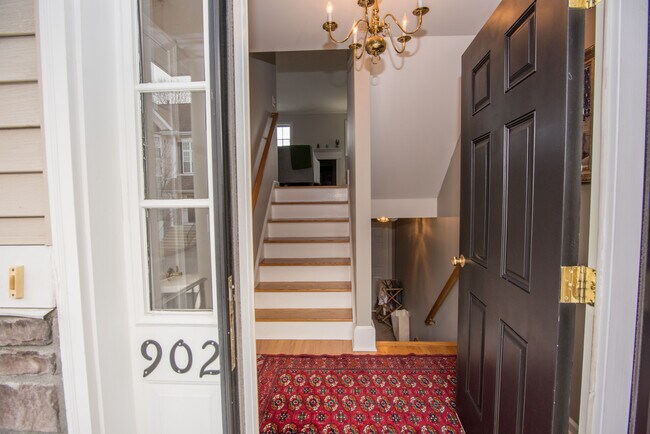 Foto del edificio - 902 Sienna Dr