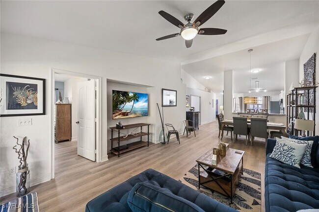 Foto del edificio - 640 Luisa Ln