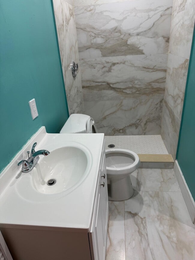 Foto del edificio - 6842 NW 14th Ct
