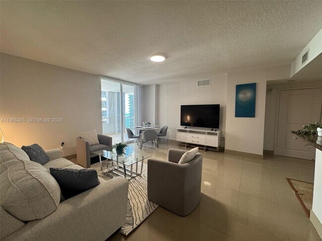 Foto del edificio - 170 SE 14th St