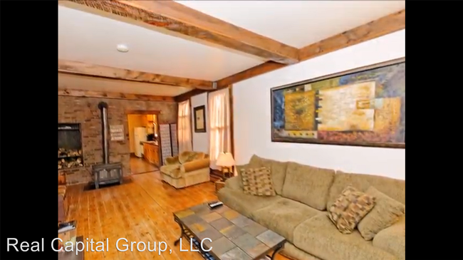 Foto del edificio - 3 br, 1.5 bath House - 70 Jackson Ave.