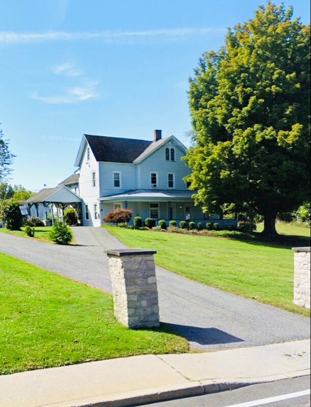 Foto del edificio - 18 Bona Ventura Ave
