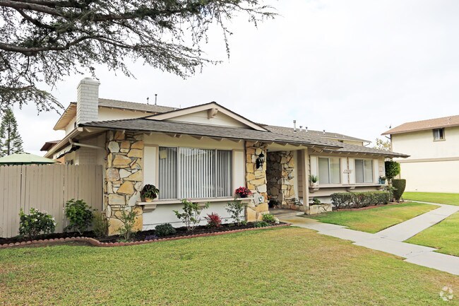 Building Photo - 7252 Toulouse Dr