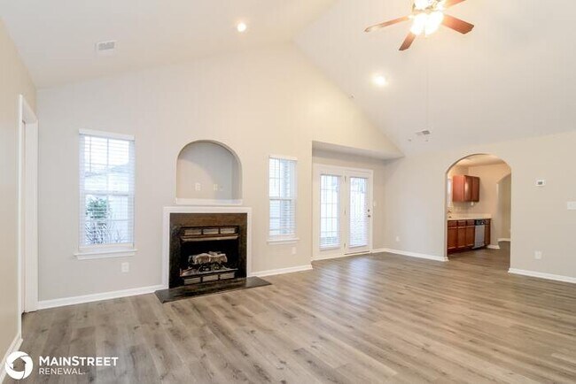 Building Photo - 556 Lakeside Valley Dr, Winston-Salem, NC ...