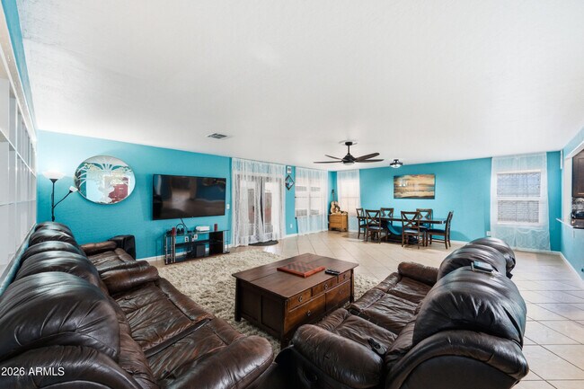 Foto del edificio - 11450 E Quicksilver Ave