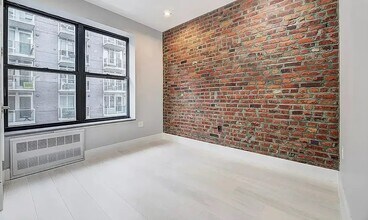 Building Photo - 161 Stanton St