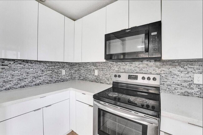 Foto del edificio - 1154 NW 103rd St