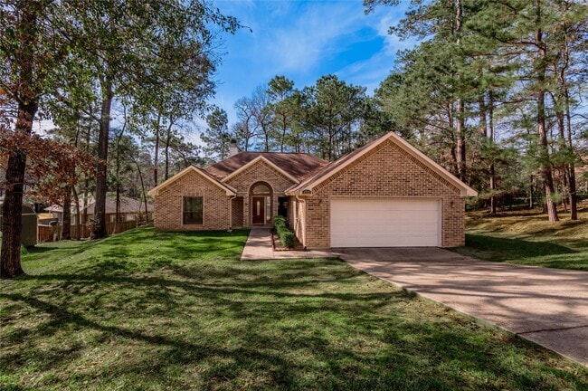 Foto del edificio - 1713 Greenway Dr