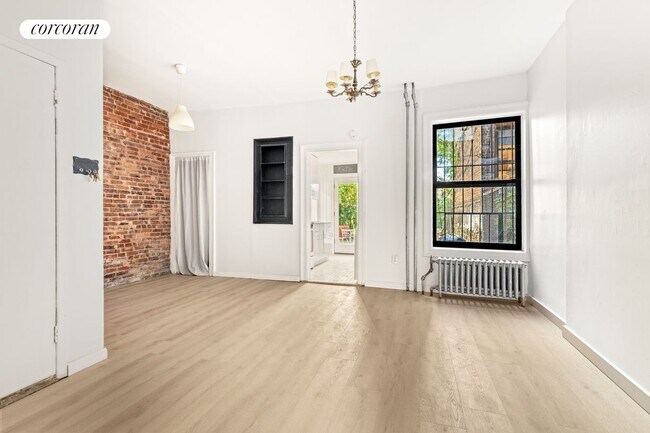 Building Photo - 797 St Johns Pl