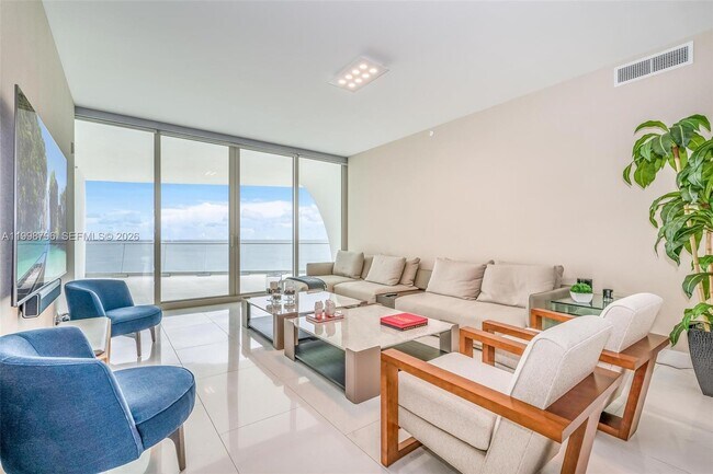 Foto del edificio - 16901 Collins Ave
